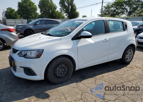 2019 Chevrolet Sonic из США, поврежденный, VIN 1G1JG6SB1K4123991